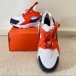 Size 2 boys Nike Huarache run White/Deep Royal Blue/Orange